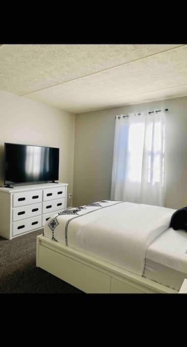 Apartmán Honoray-Kes Monroeville Exteriér fotografie