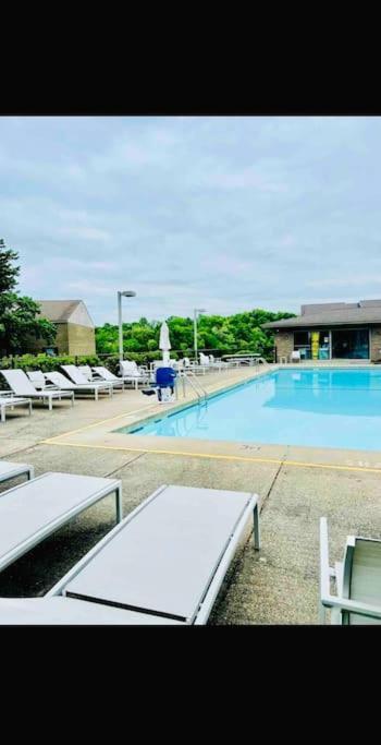 Apartmán Honoray-Kes Monroeville Exteriér fotografie